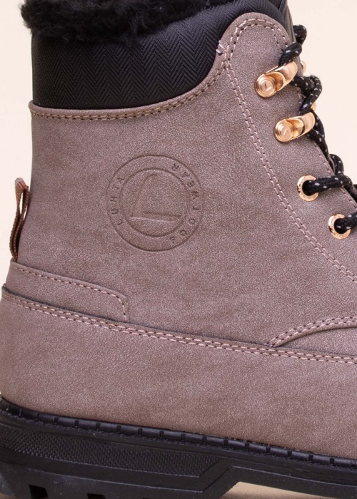 Luhta aulinukai Reilu