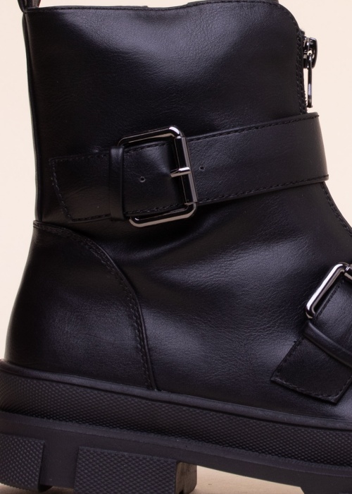 Lundeberg aulinukai Elea