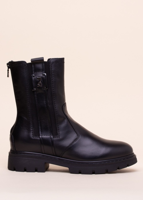 NeroGiardini aulinukai