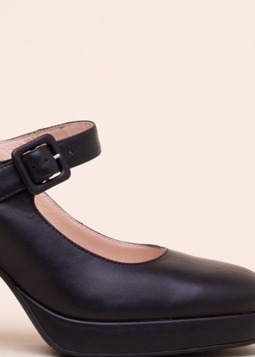 NeroGiardini bateliai