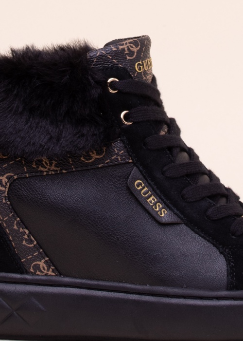 Guess aulinukai Roxana