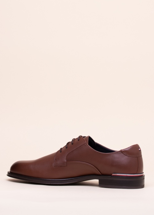 Tommy Hilfiger bateliai