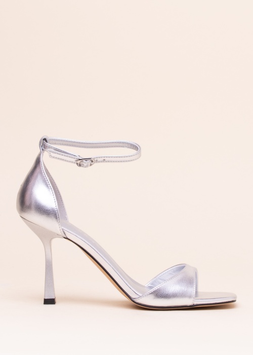 Only bateliai Aubrey-2