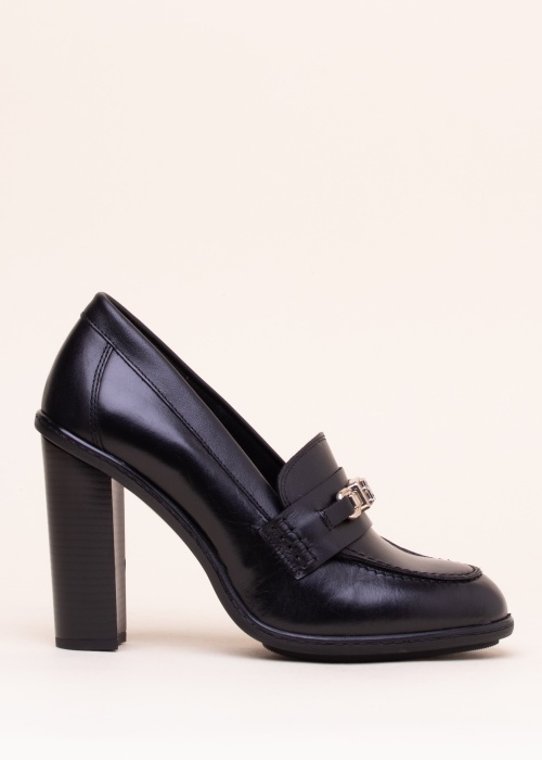 Tommy Hilfiger bateliai