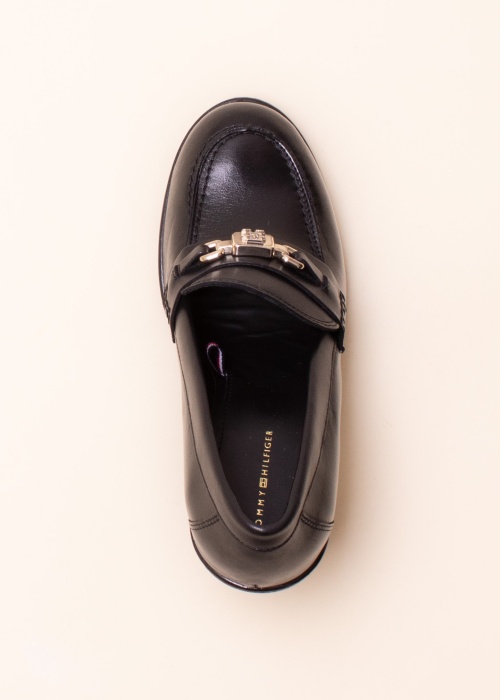 Tommy Hilfiger bateliai