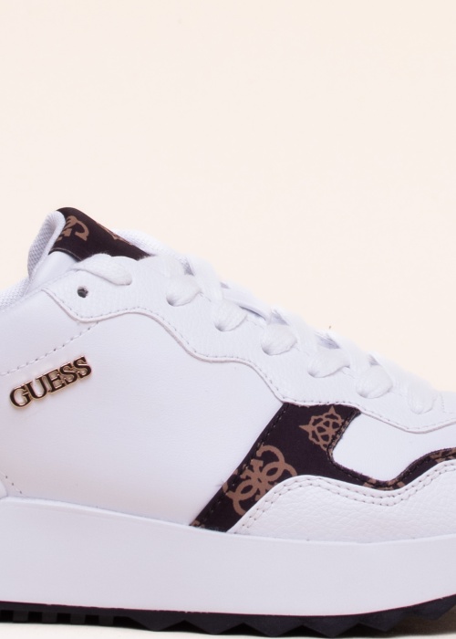 Guess laisvalaikio bateliai Vinsa2