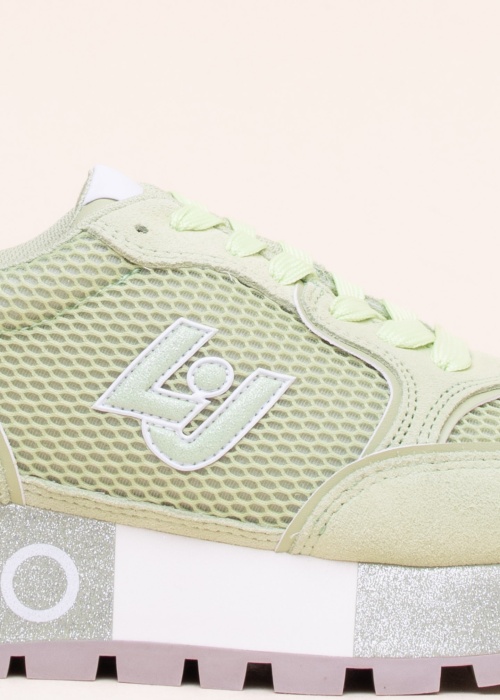 Liu-Jo laisvalaikio bateliai Amazing 25