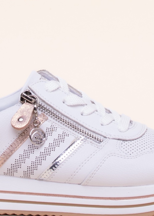 Remonte laisvalaikio bateliai