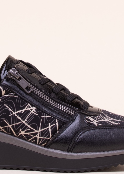 Remonte laisvalaikio bateliai