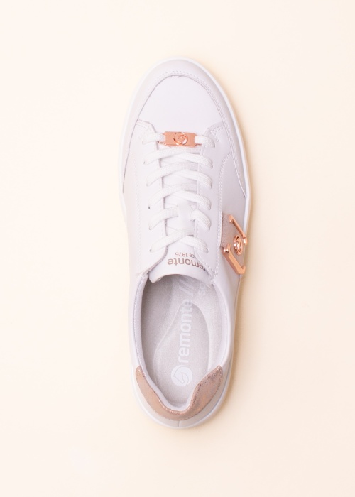 Remonte laisvalaikio batai