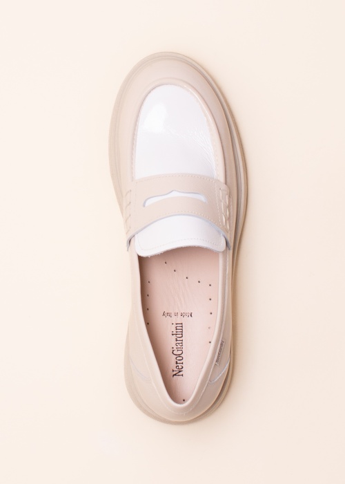 NeroGiardini bateliai