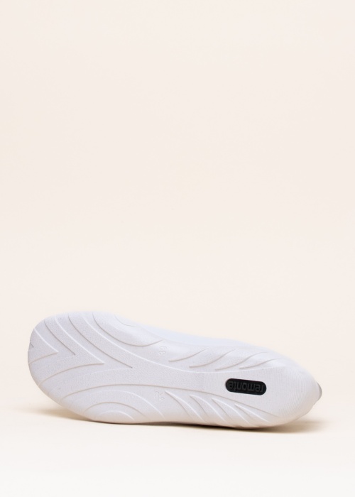 Remonte laisvalaikio bateliai