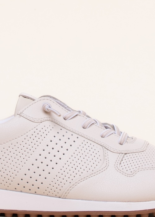 Remonte laisvalaikio bateliai