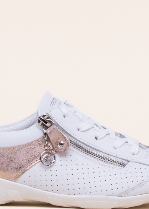 Remonte laisvalaikio bateliai