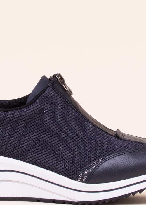 Remonte laisvalaikio bateliai