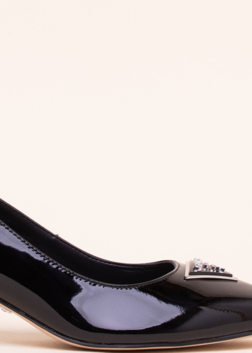 Guess bateliai Zabbi