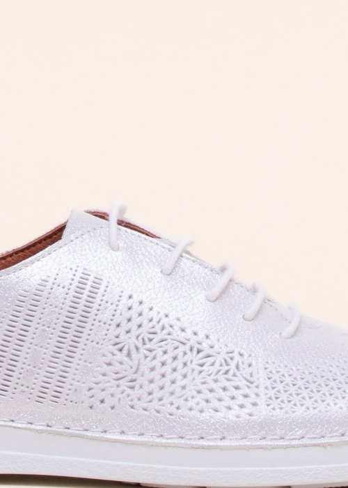 Loretta Vitale laisvalaikio bateliai