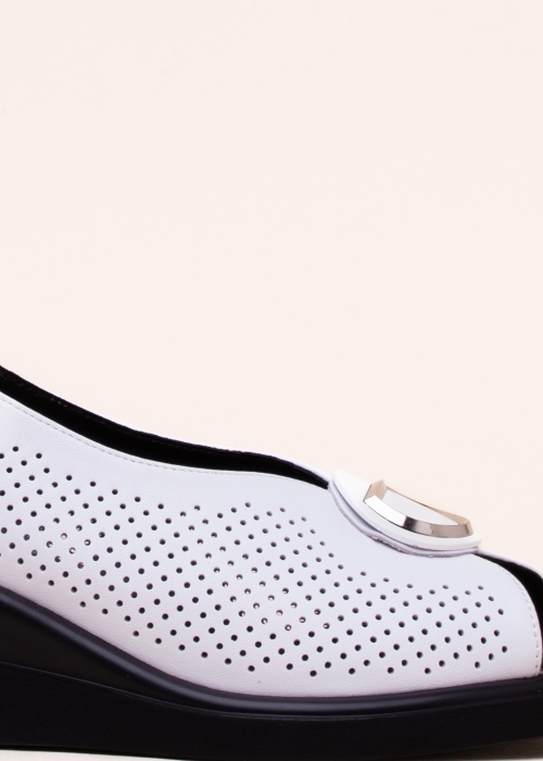 Loretta Vitale bateliai