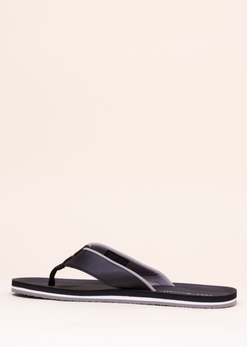 Tommy Hilfiger šlepetės