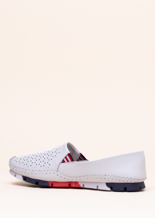 Cosmos laisvalaikio bateliai