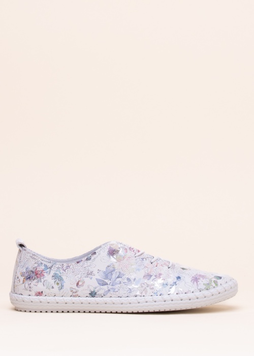 Cosmos laisvalaikio bateliai