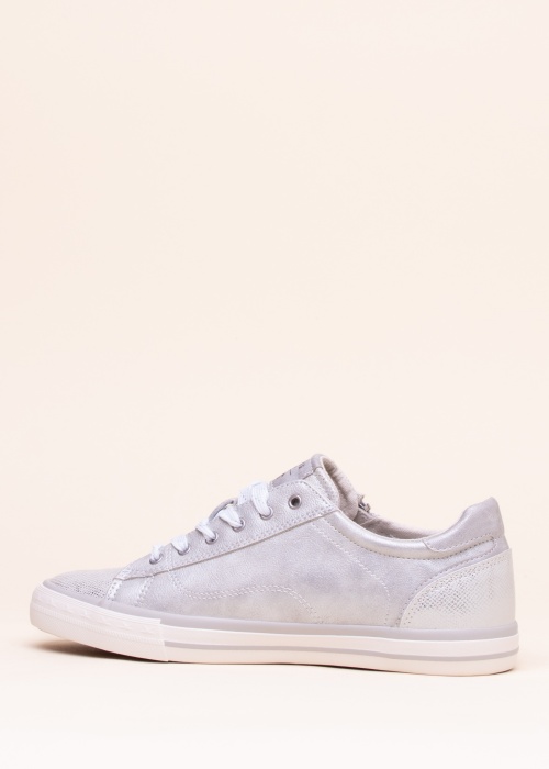 Mustang laisvalaikio batai