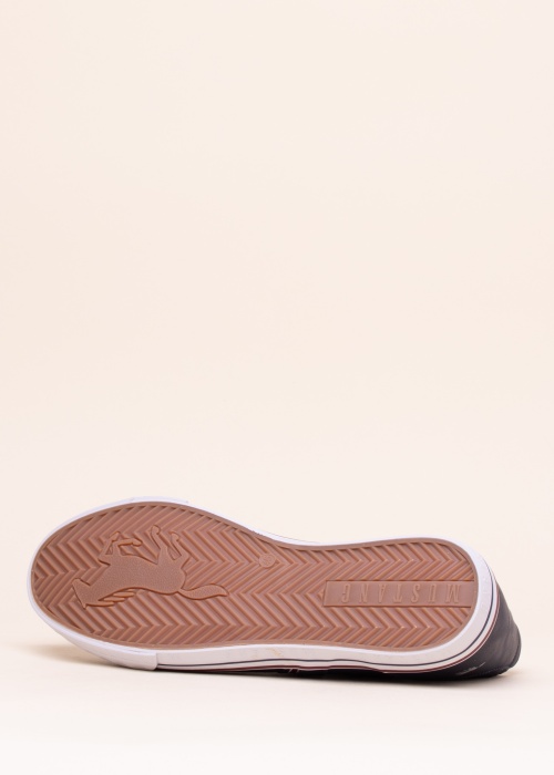 Mustang laisvalaikio batai