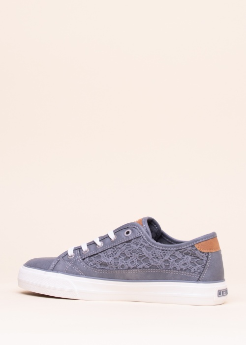 Mustang laisvalaikio batai