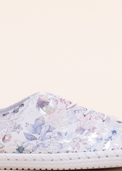 Cosmos laisvalaikio bateliai