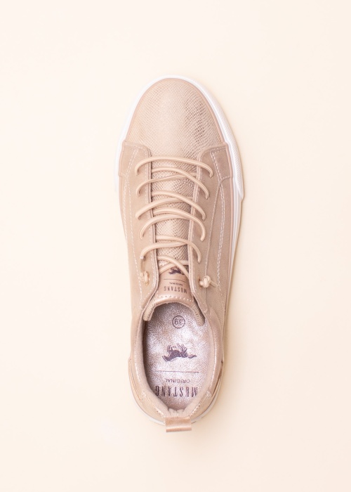 Mustang laisvalaikio batai