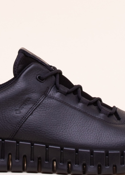 Ecco laisvalaikio bateliai Gruuv