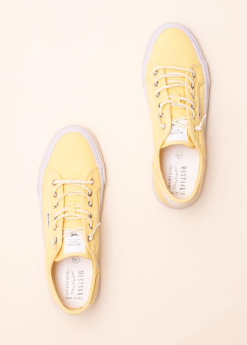 Mustang laisvalaikio batai