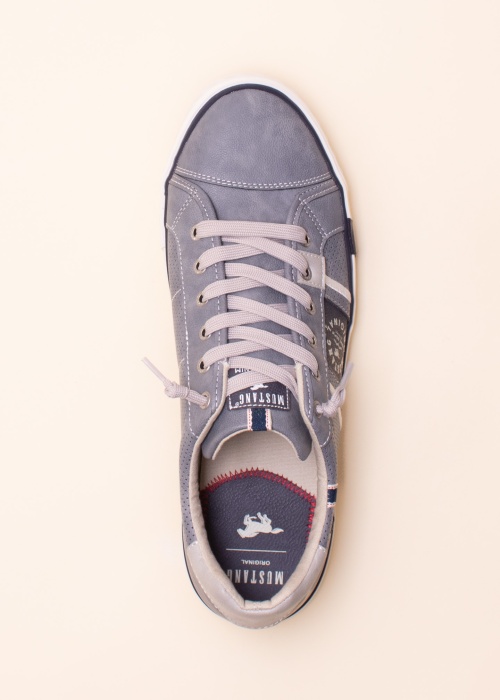 Mustang laisvalaikio batai