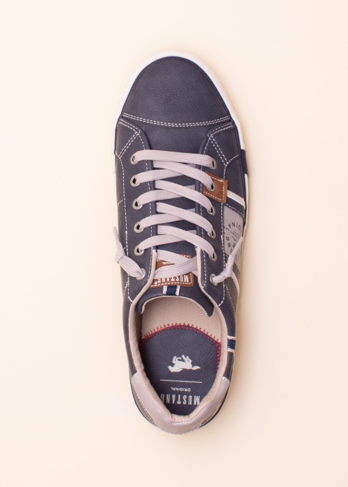 Mustang laisvalaikio batai