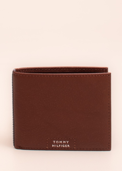 Tommy Hilfiger piniginė Premium dovanų dėžutėje