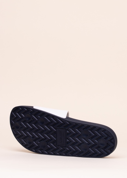 Levi's paplūdimio šlepetės June Batwing Patch