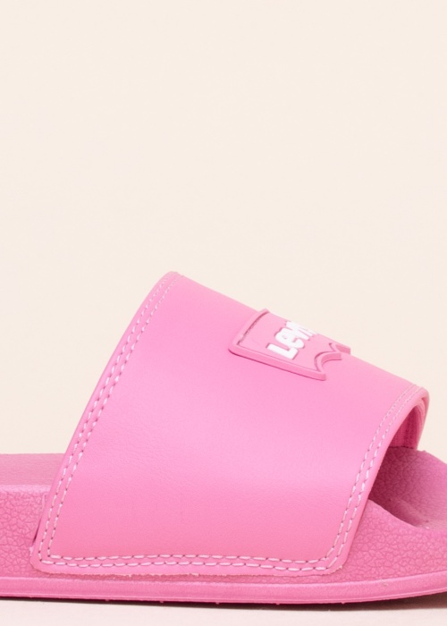 Levi's paplūdimio šlepetės June Batwing Patch