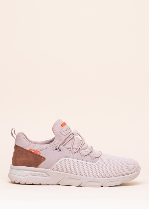 Bugatti laisvalaikio bateliai Nubola