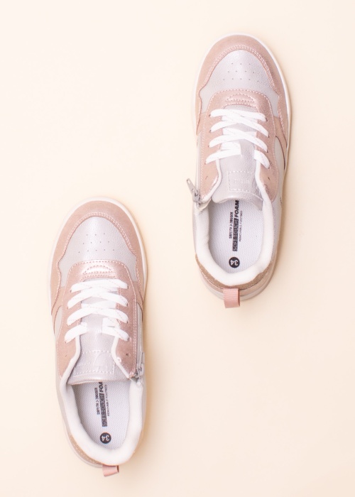 SJ laisvalaikio batai