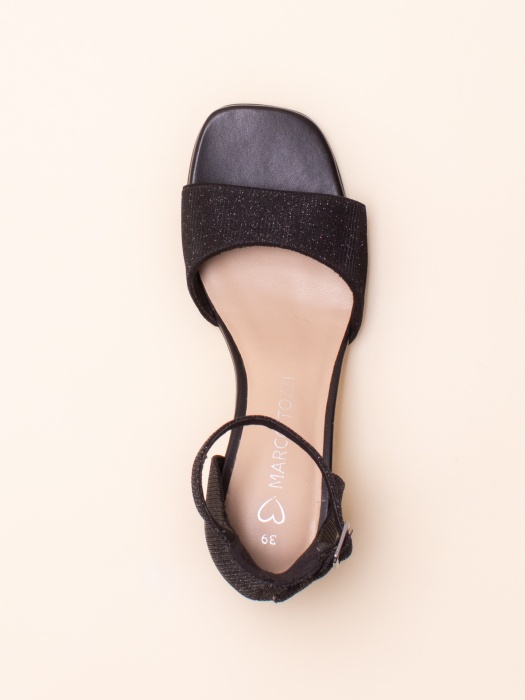 Marco Tozzi bateliai