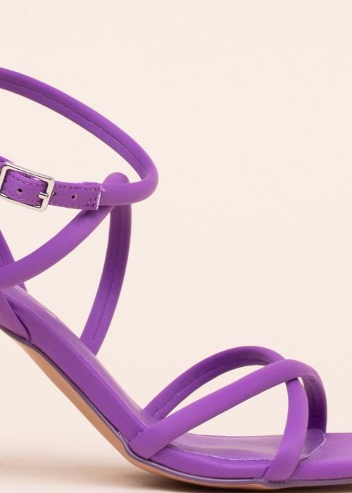 Only bateliai Amina-1