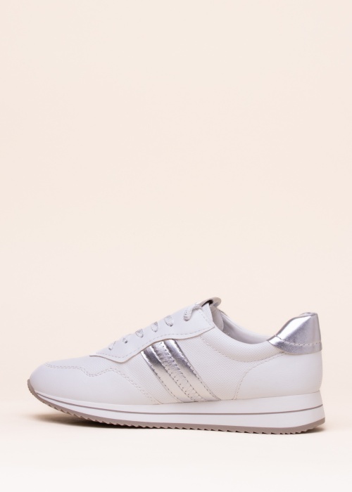 Jana laisvalaikio bateliai