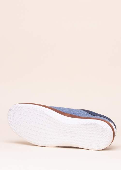 Bugatti laisvalaikio bateliai Bimini