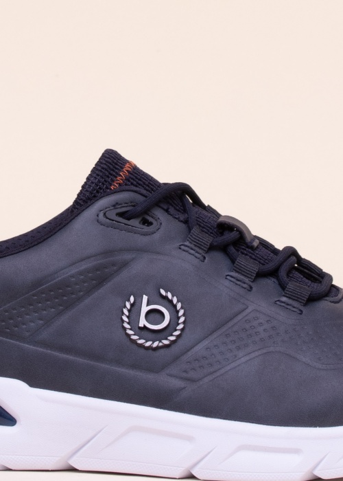 Bugatti laisvalaikio bateliai Nubola