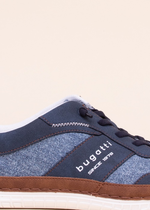 Bugatti laisvalaikio bateliai Bimini