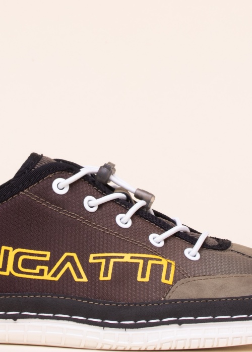 Bugatti laisvalaikio bateliai Bimini