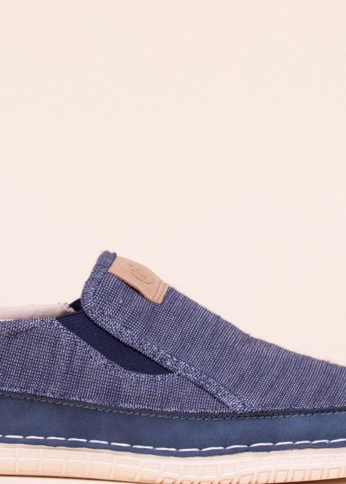 Bugatti laisvalaikio bateliai Bimini