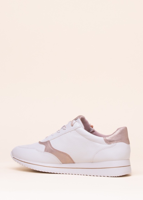 Jana laisvalaikio bateliai