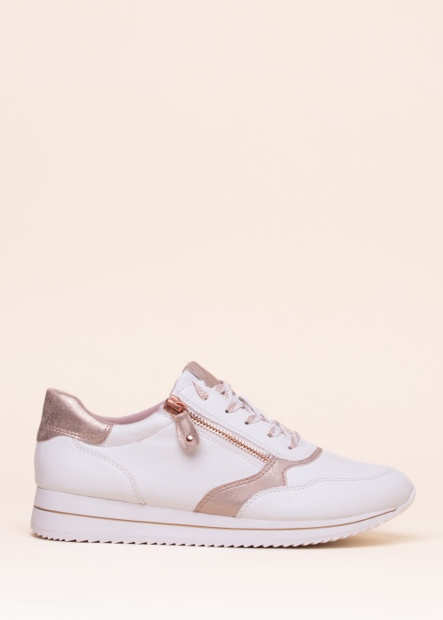 Jana laisvalaikio bateliai