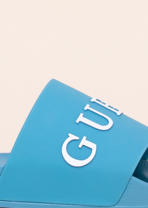 Guess paplūdimio šlepetės